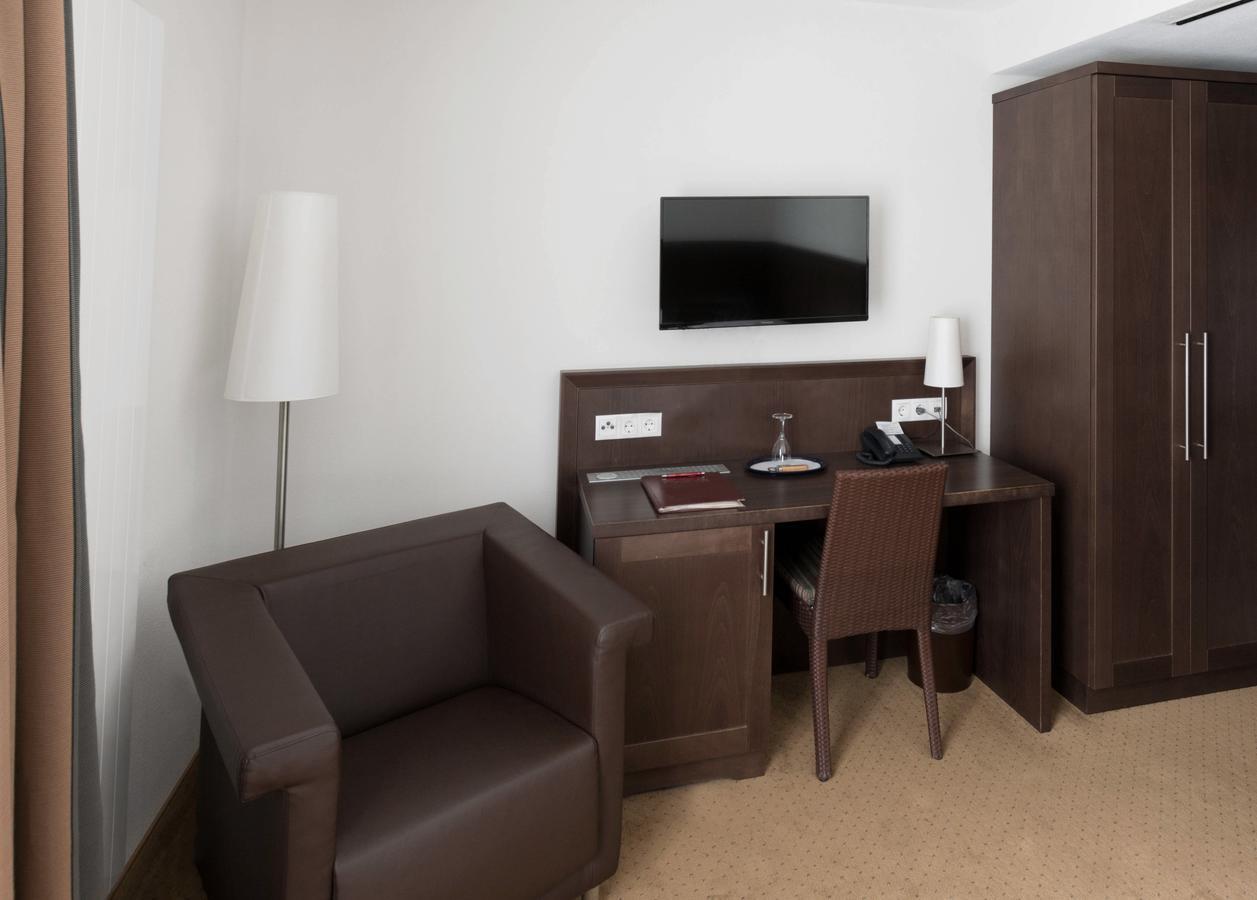 Restaurant & Hotel Engelkeller Memmingen Extérieur photo