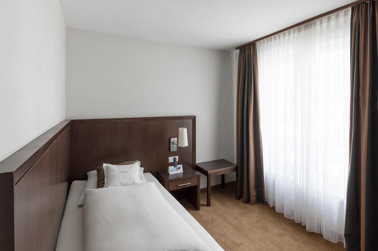 Restaurant & Hotel Engelkeller Memmingen Extérieur photo